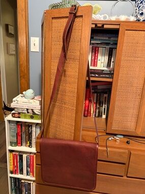 Rawhide Leather Crossbody Messenger Bag in Deep Chestnut Brown